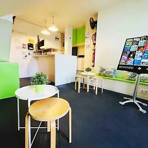https://serenity-universitat-hostel.topbarcelonahotels.com